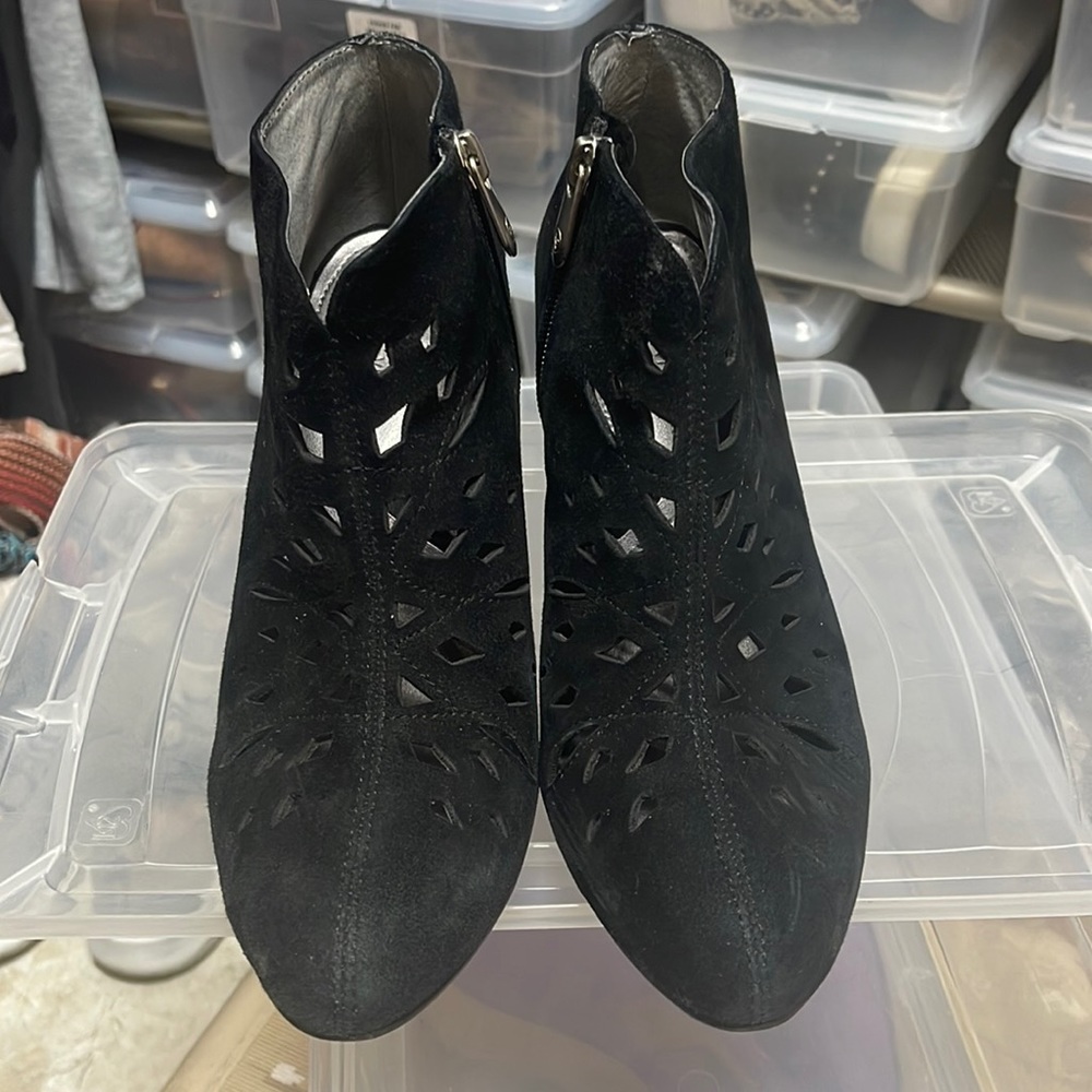 Adrienne Vittadini Black Shoe Bootie